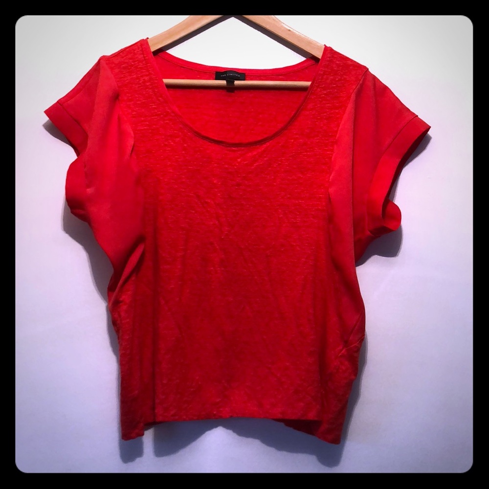 Red short sleeve top